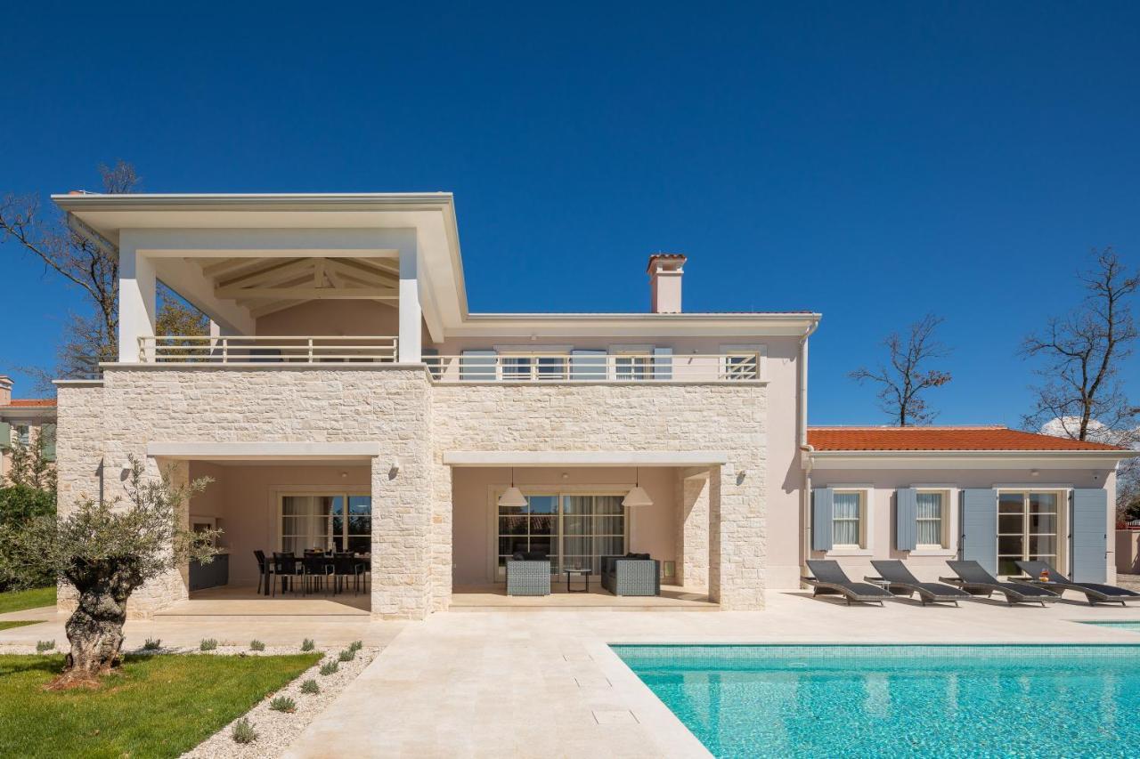 Villa Harmony By Ilc Brtonigla Exterior photo